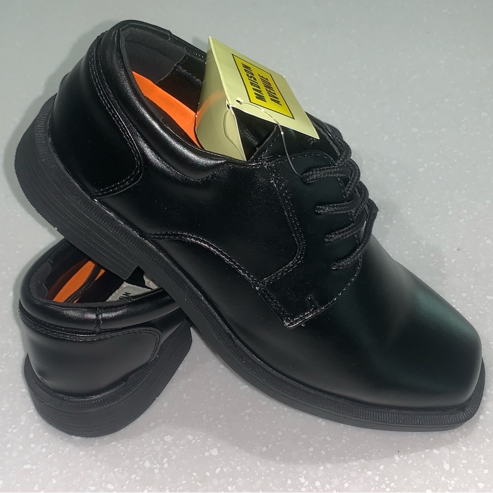 BOYS MADISON AVE “WILLIE” DRESS SHOES- BLACK